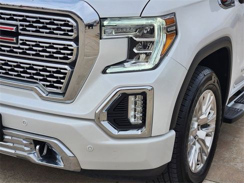 Used 2021 GMC Sierra 1500 Denali w/ Driver Alert Package II image 9