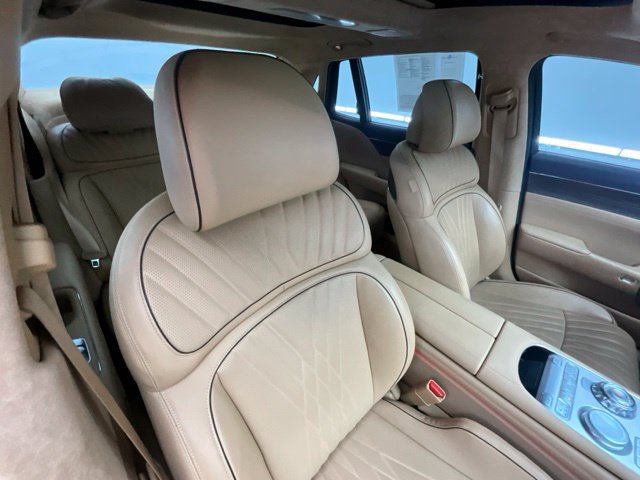 Used 2024 Genesis G90 3.5T AWD/4WD image 13