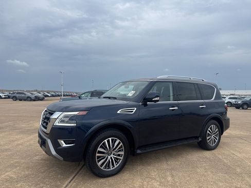 Certified 2024 Nissan Armada SL image 9