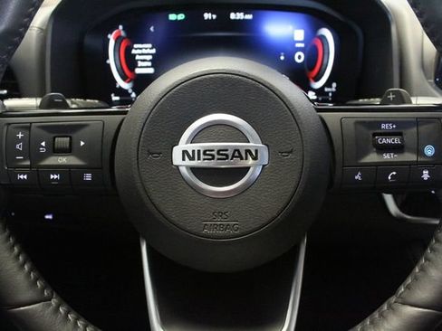 Used 2021 Nissan Rogue Platinum FWD image 13
