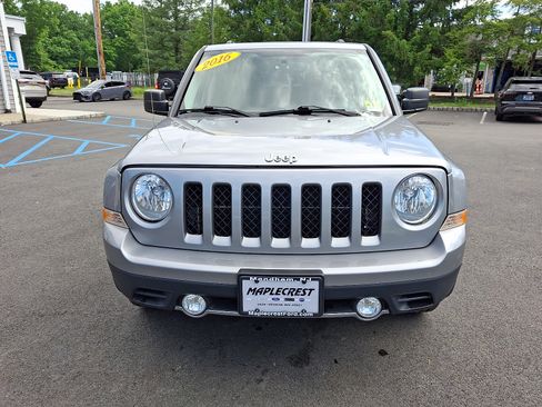 Used 2016 Jeep Patriot High Altitude AWD/4WD image 2