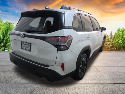 Certified 2025 Subaru Forester Premium AWD/4WD image 4