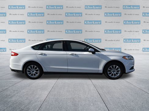 Used 2015 Ford Fusion S image 4