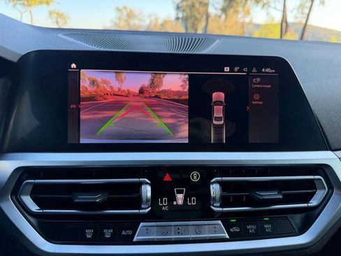 Used 2021 BMW 330i Sedan w/ Driving Assistance Package image 19