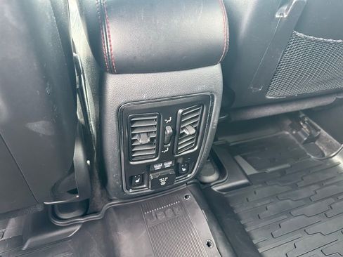 Used 2018 Jeep Grand Cherokee Trailhawk image 23