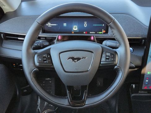 Used 2025 Ford Mustang Mach-E Premium image 23