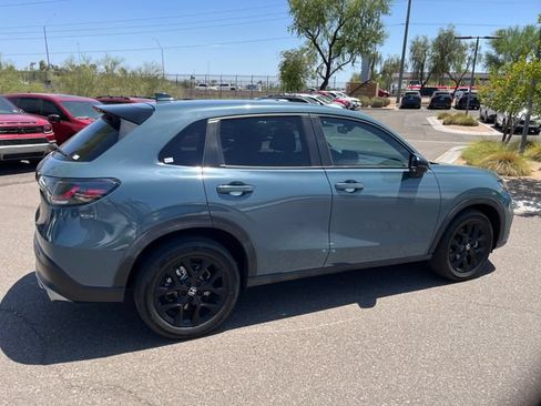 Used 2024 Honda HR-V Sport image 5