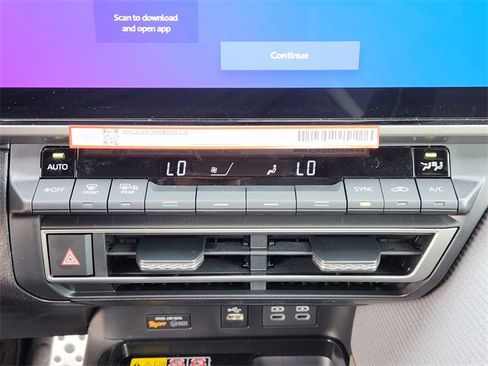 New 2026 Toyota Camry SE image 15