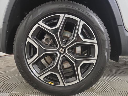 Used 2024 Rivian R1T Adventure AWD/4WD image 12