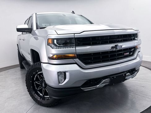 Used 2017 Chevrolet Silverado 1500 LT w/ Texas Edition AWD/4WD image 6