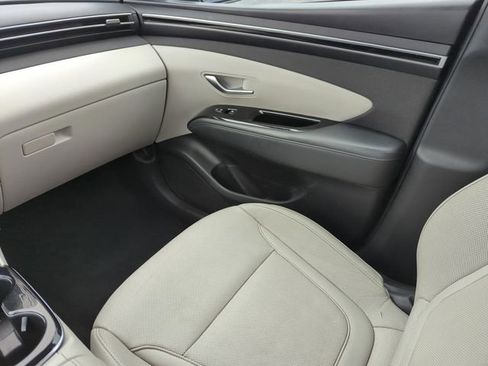Used 2024 Hyundai Tucson Limited image 27