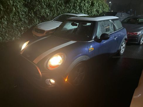 Used 2016 MINI Cooper 2-Door Hardtop image 1