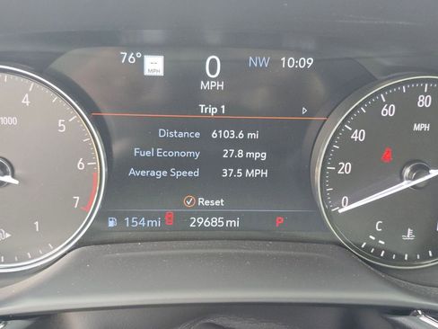 Used 2022 Buick Envision Avenir w/ Technology Package II image 19