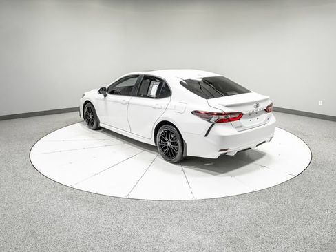 Used 2023 Toyota Camry SE FWD image 32