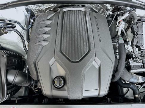 New 2026 Porsche Macan Turbo AWD/4WD image 30