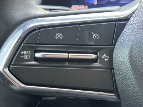 Used 2024 Chevrolet Equinox EV LT FWD image 29