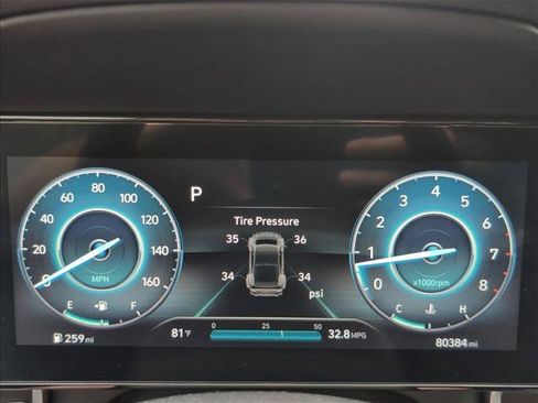 Used 2023 Hyundai Elantra SEL w/ Convenience Package FWD image 11