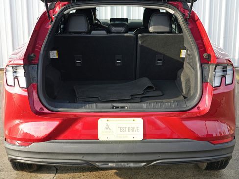 Used 2023 Ford Mustang Mach-E Select image 9