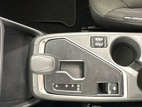 Used 2024 Subaru Crosstrek 2.0i Premium image 28