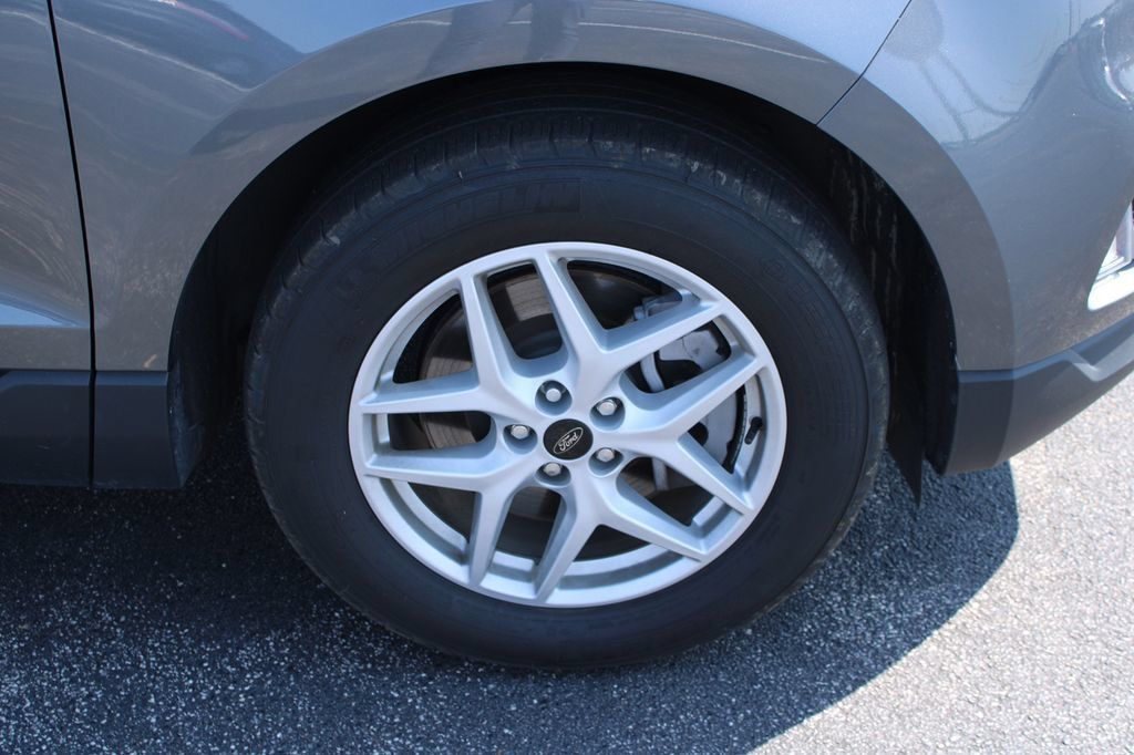 Certified 2023 Ford Edge ST-Line AWD/4WD image 19