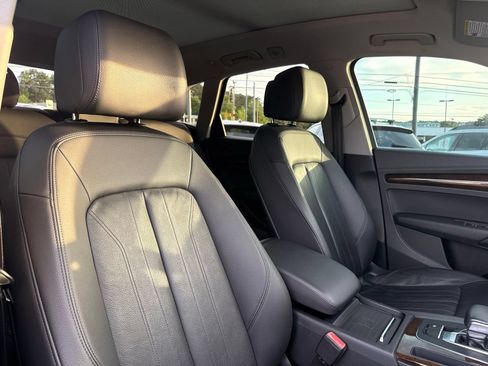 Used 2020 Audi Q5 2.0T Premium AWD/4WD image 34