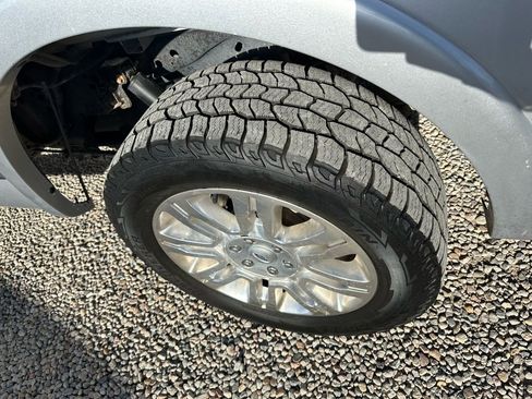 Used 2013 Ford F150 Platinum image 42