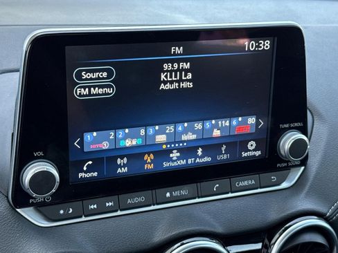 Used 2024 Nissan Sentra SV FWD image 24