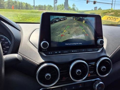 Certified 2022 Nissan Sentra SV image 10