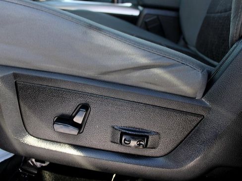 Used 2016 RAM 2500 Big Horn image 9