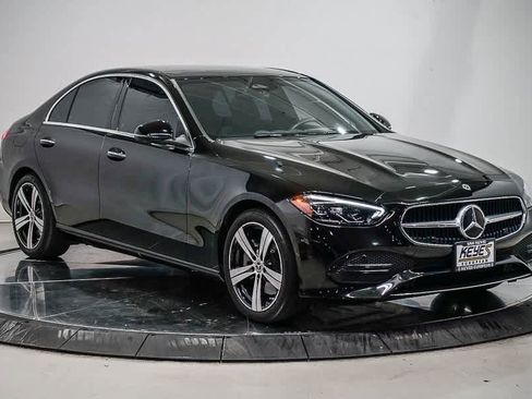 Used 2025 Mercedes-Benz C 300 Sedan image 5