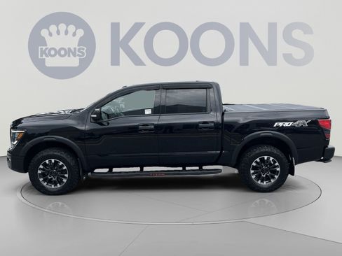 Used 2021 Nissan Titan PRO-4X w/ Pro-4x Convenience Package AWD/4WD image 2