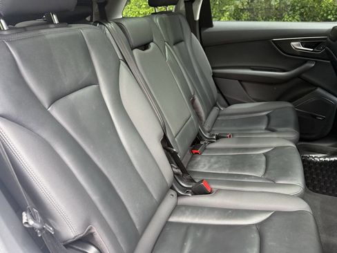 Used 2020 Audi Q7 3.0T Premium Plus AWD/4WD image 17
