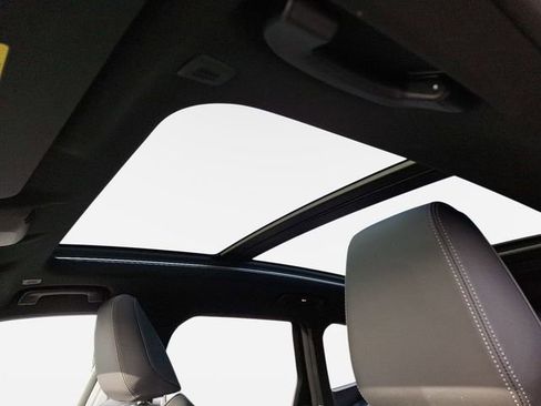 Certified 2025 BMW X1 xDrive28i image 15