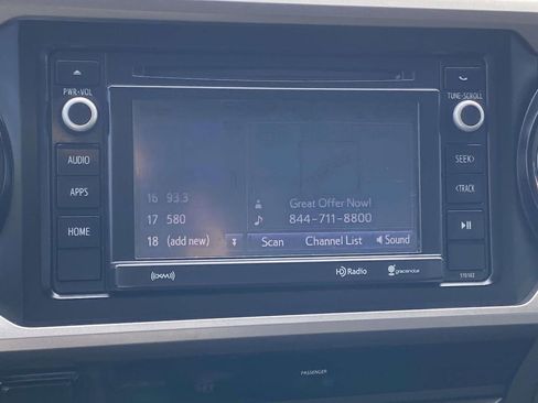 Used 2016 Toyota Tacoma SR5 w/ Towing Package image 23