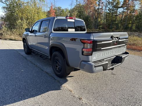 New 2026 Nissan Frontier PRO-4X w/ Pro-4x Convenience Package image 5