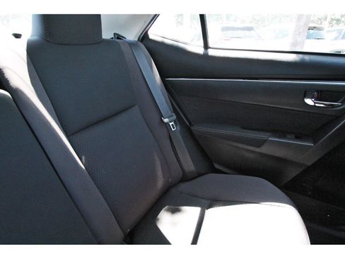 Used 2019 Toyota Corolla LE FWD image 12