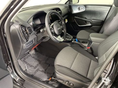 New 2025 Kia Soul EX image 17
