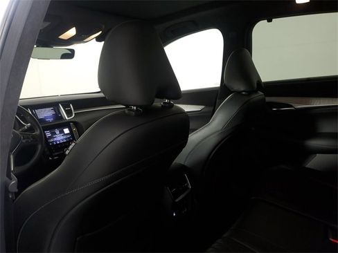 Used 2023 INFINITI QX50 Autograph image 11