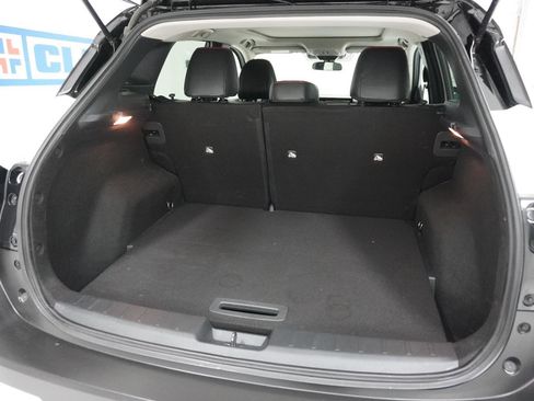 Used 2025 Nissan Kicks SR w/ SR Premium Package FWD image 7