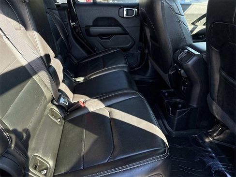 Used 2021 Jeep Gladiator Overland w/ Popular Equipment Package image 20