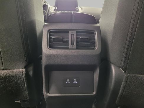 Used 2025 Nissan Rogue SV image 22