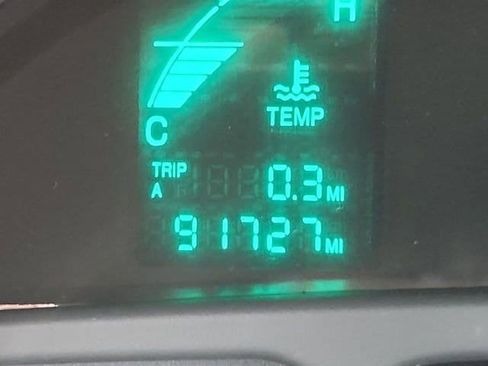 Used 2004 Cadillac De Ville image 12