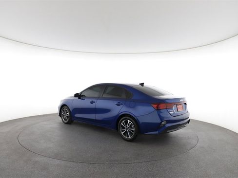 Used 2024 Kia Forte LXS w/ LXS Technology Package image 9