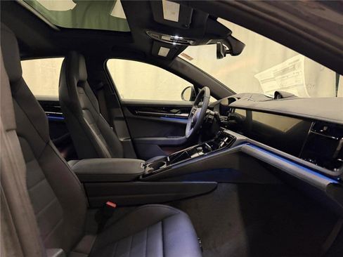 New 2026 Porsche Panamera 4 image 18