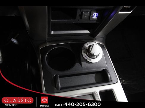 Used 2023 Toyota 4Runner SR5 Premium image 17