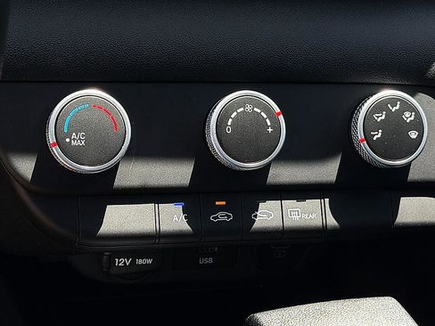 New 2026 Hyundai Elantra SE FWD image 11
