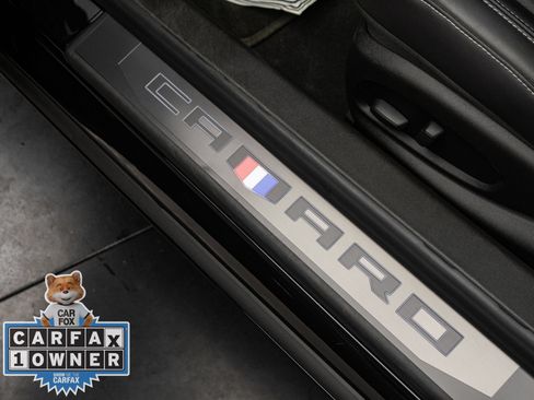 Used 2018 Chevrolet Camaro SS RWD image 16