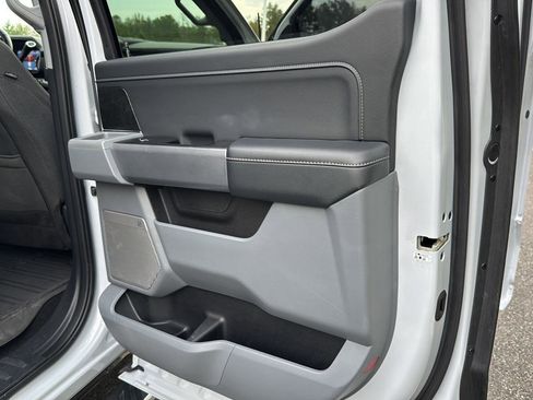 Used 2022 Ford F150 XLT w/ Equipment Group 302A High image 13