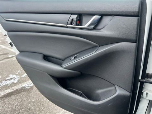 Used 2020 Honda Accord Sport image 29