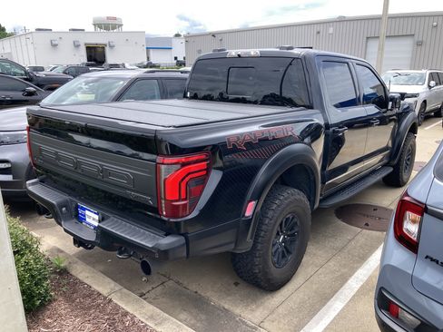 Used 2024 Ford F150 Raptor AWD/4WD image 2